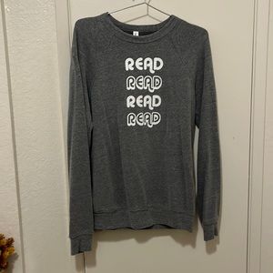 Read Sweatshirt Size Medium